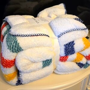 COPY - Hudsons Bay Company Striped Plush Queen Sherpa Blanket